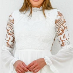 PAIGE DRESS - WHITE -ladyblacktie shop closeup detail 42911.1594434952